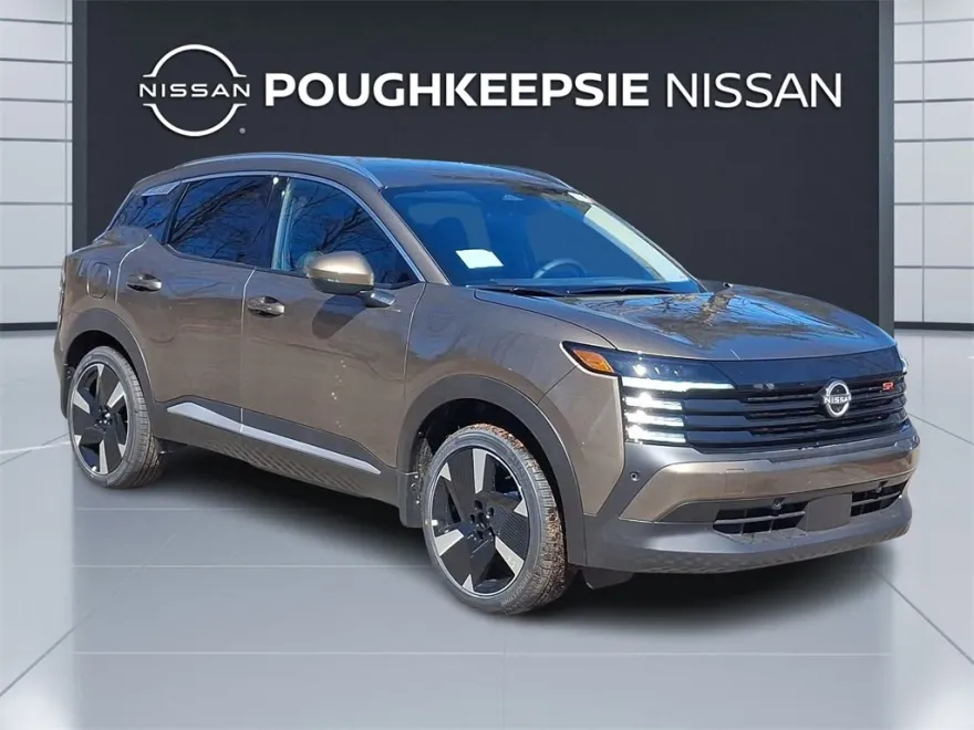 2025 Nissan Kicks SR photo 1