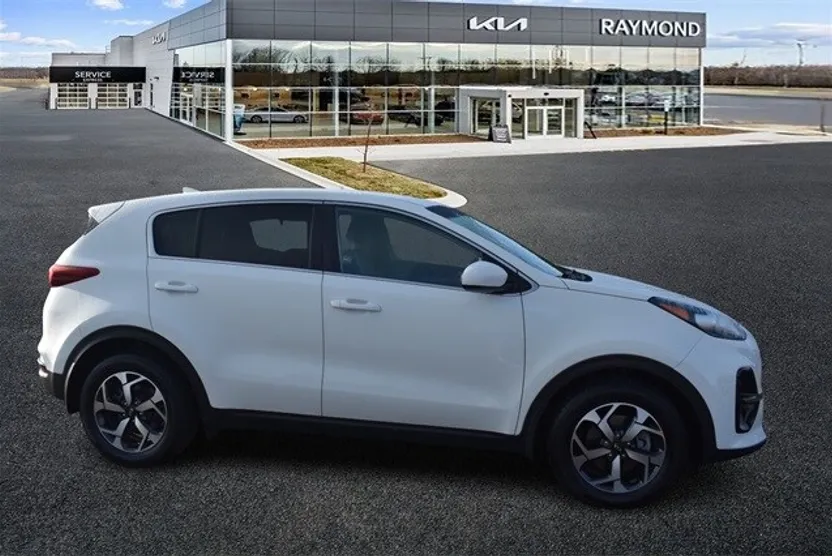 2021 Kia Sportage LX photo 1