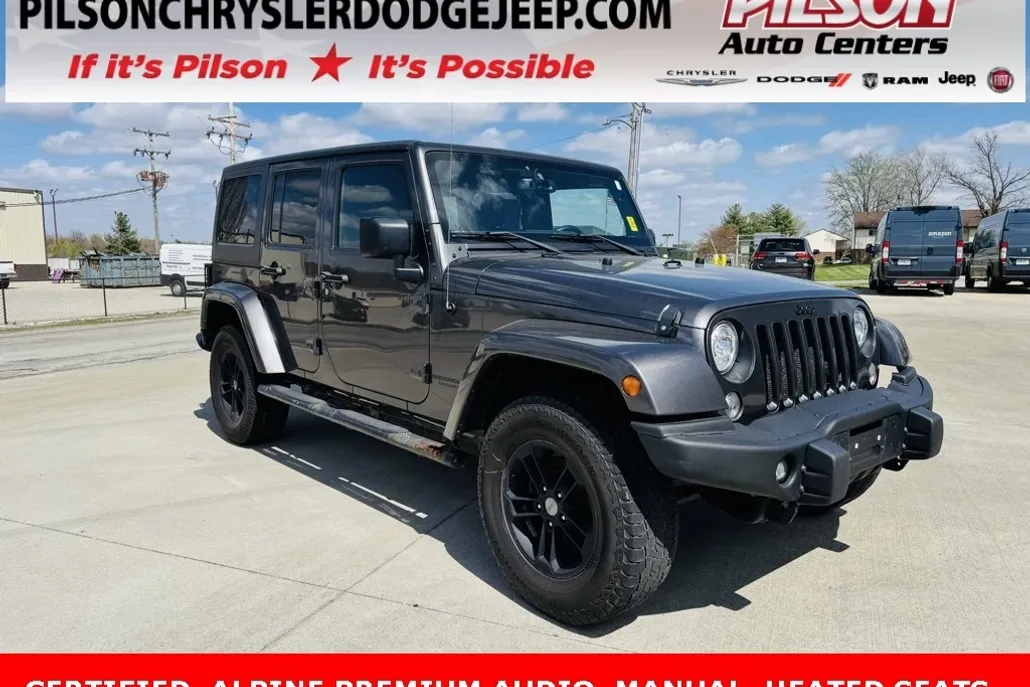 2017 Jeep Wrangler Unlimited Sahara photo 1