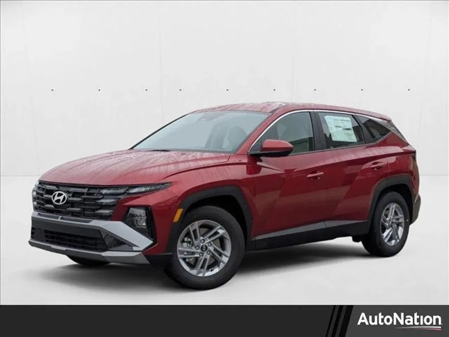 2025 Hyundai Tucson SE photo 1