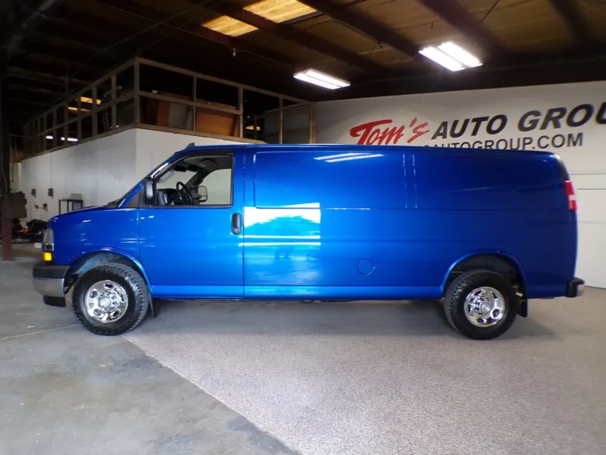 2020 Chevrolet Express Cargo Van photo 1
