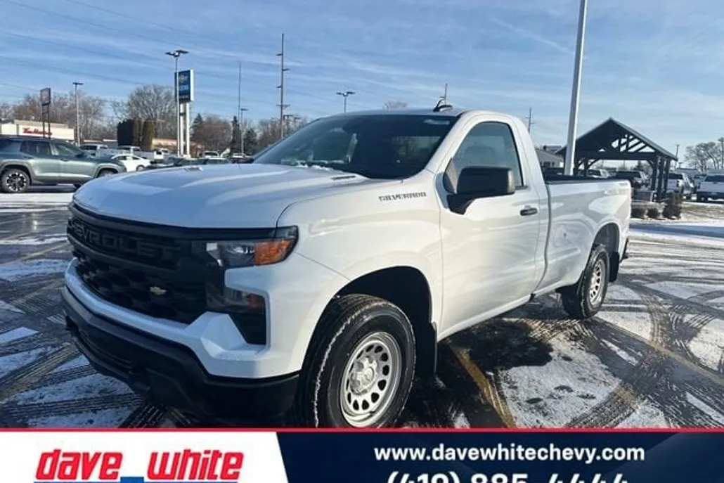 2025 Chevrolet Silverado 1500 photo 1