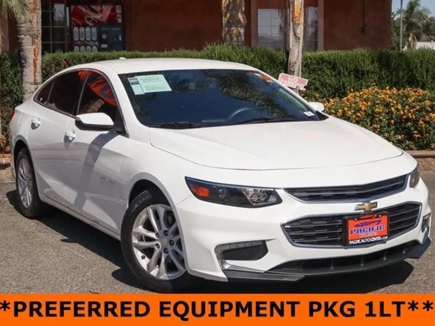 2018 Chevrolet Malibu 1LT photo 1