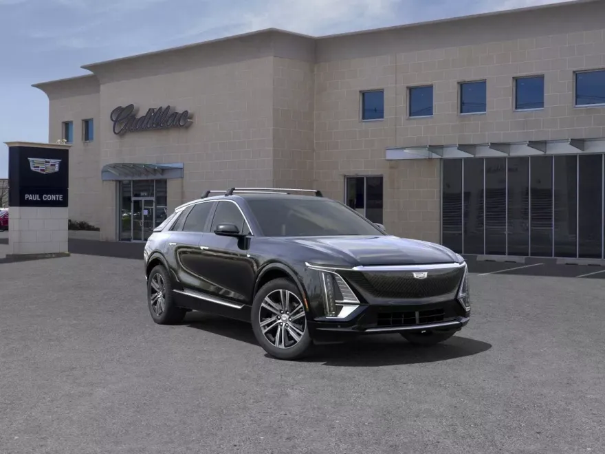 2025 Cadillac Lyriq Luxury photo 1