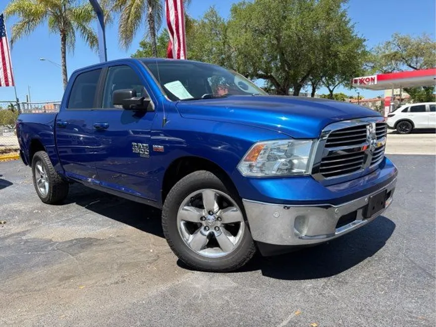 2019 Ram 1500 Classic SLT photo 1