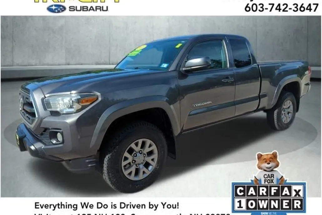 2016 Toyota Tacoma SR5 photo 1