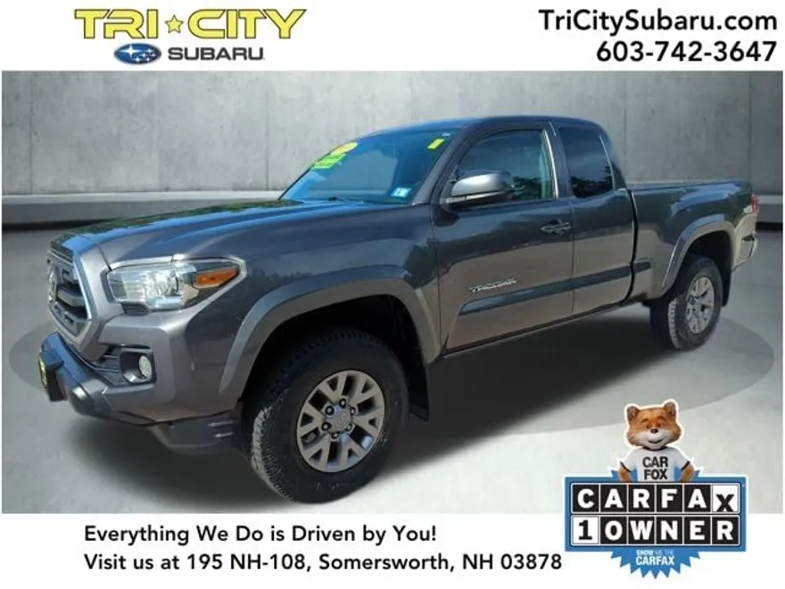 2016 Toyota Tacoma SR5 photo 1