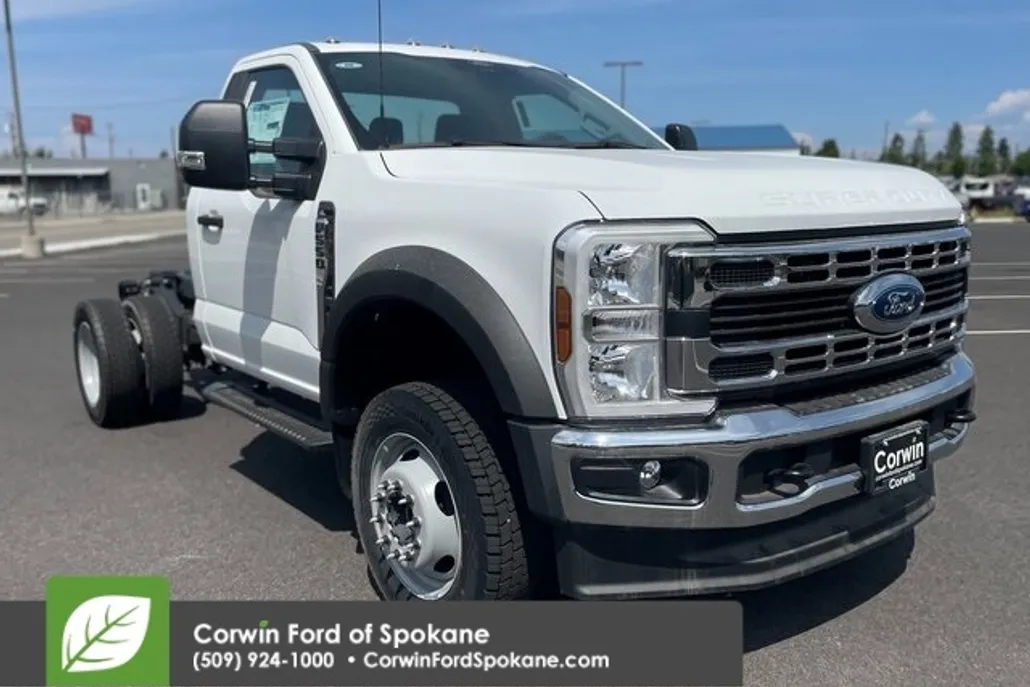 2024 Ford F-550 photo 1