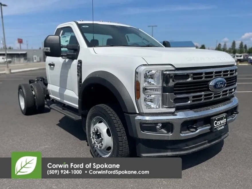 2024 Ford F-550 photo 1