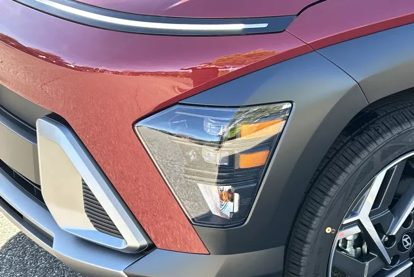 2026 Hyundai Kona SEL photo 1