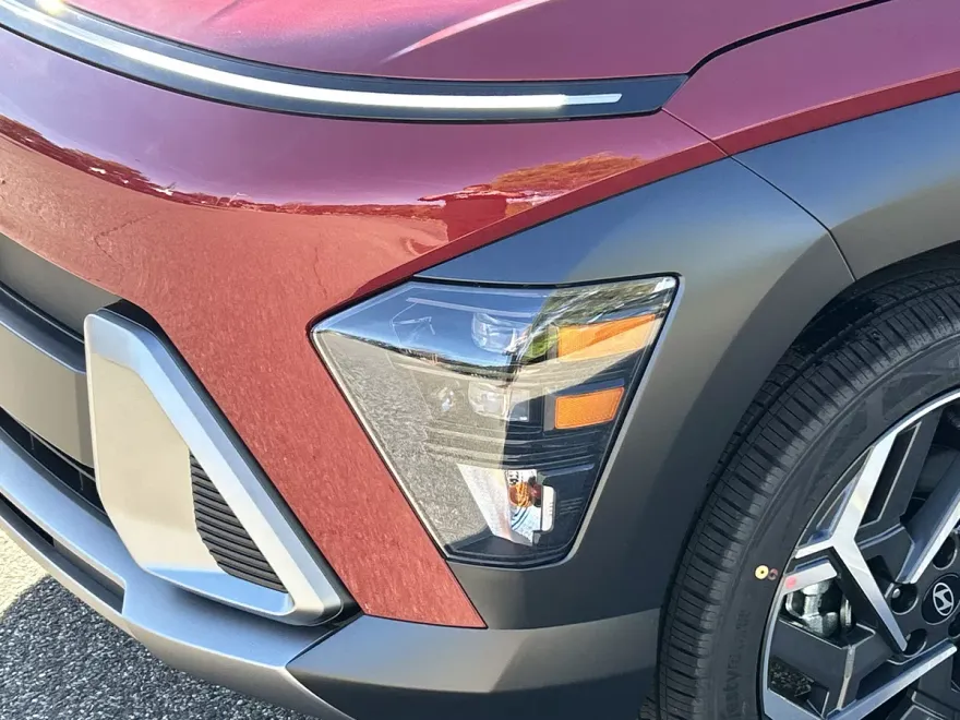 2026 Hyundai Kona SEL photo 1