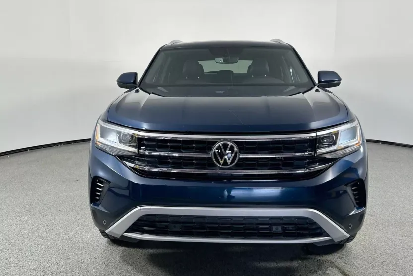 2021 Volkswagen Atlas Cross Sport V6 SE Technology photo 1