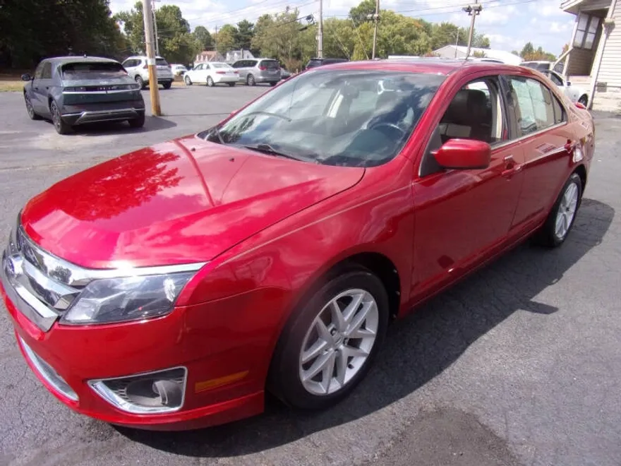 2012 Ford Fusion SEL photo 1