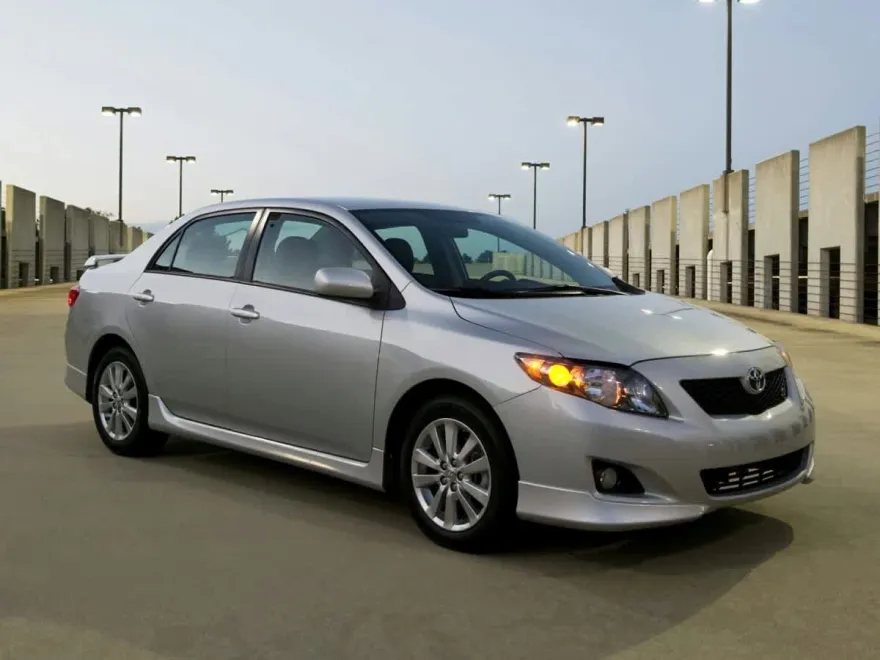 2009 Toyota Corolla LE photo 1