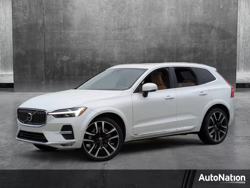 2022 Volvo XC60 Inscription photo 1