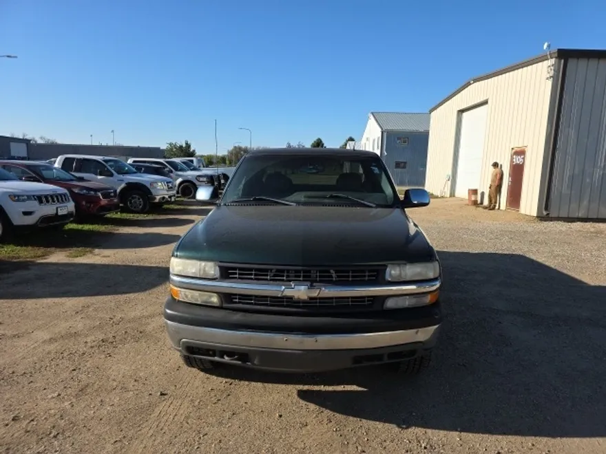 2001 Chevrolet Silverado 1500 LT photo 1