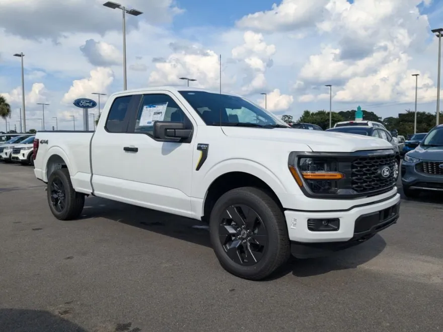 2025 Ford F-150 STX photo 1