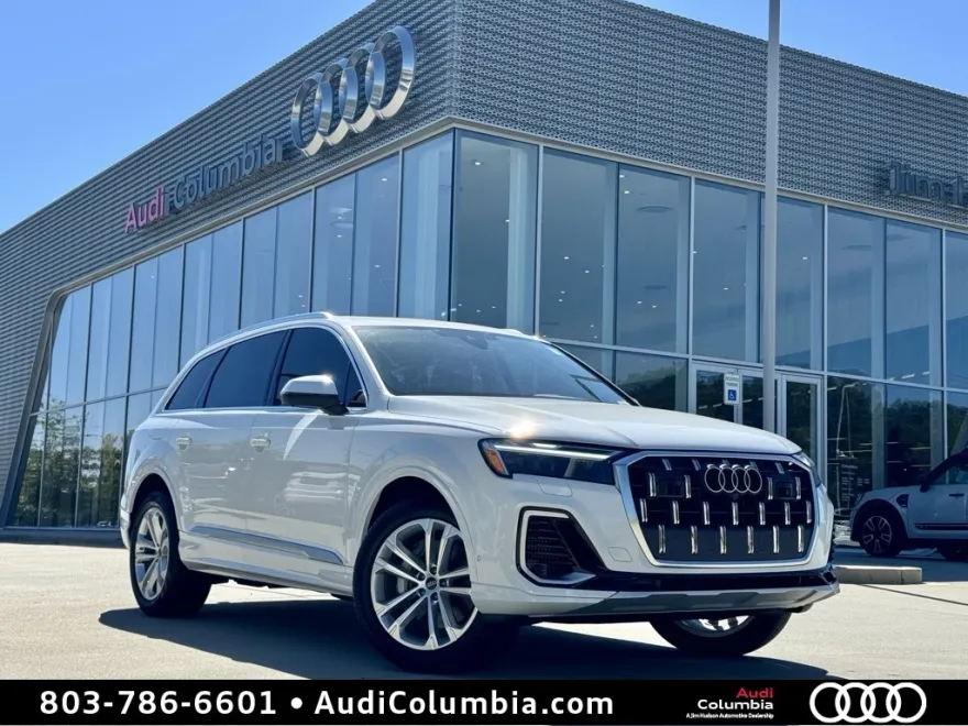 2025 Audi Q7 55 Premium Plus photo 1
