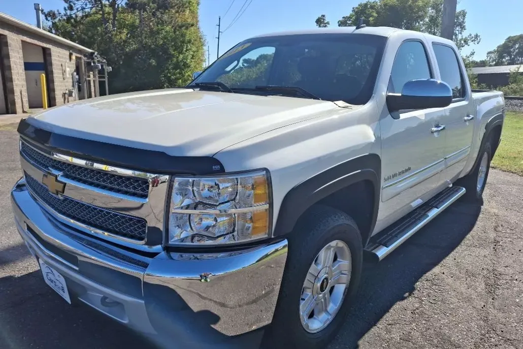 2013 Chevrolet Silverado 1500 LT photo 1