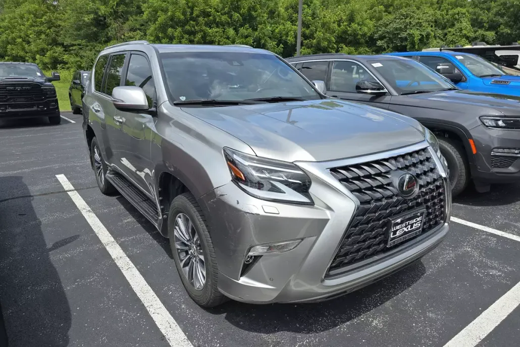 2022 Lexus GX 460 Luxury photo 1
