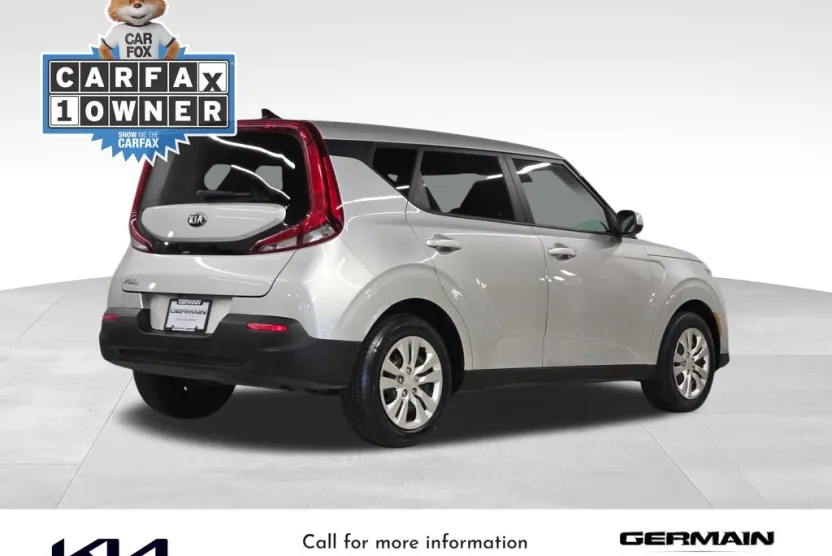 2021 Kia Soul LX photo 1