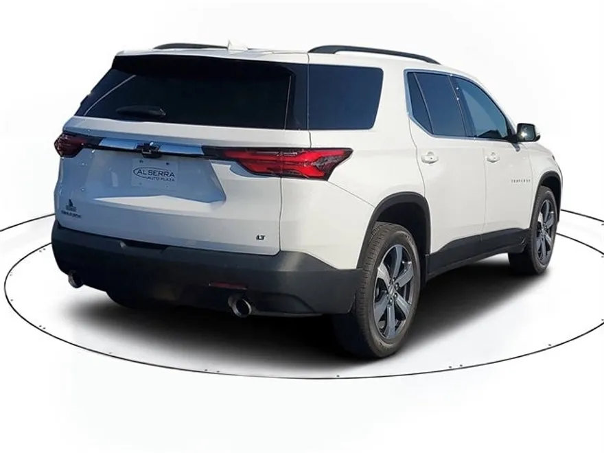 2023 Chevrolet Traverse Leather photo 1