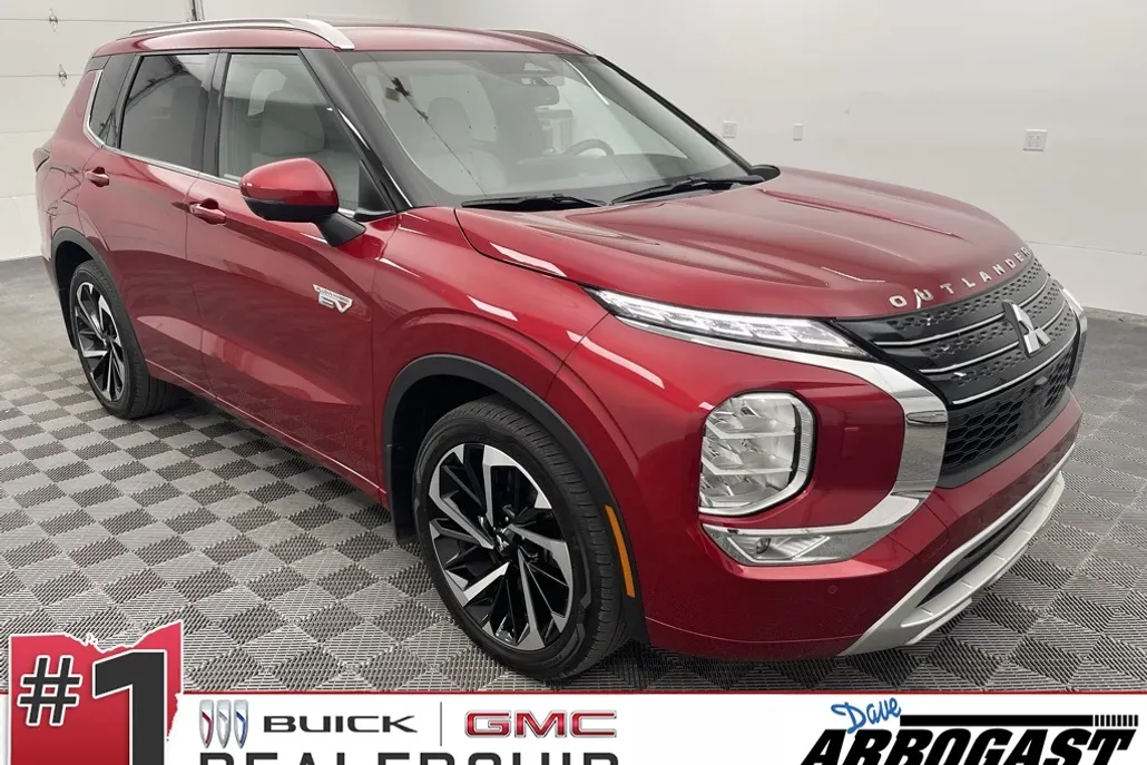 2023 Mitsubishi Outlander PHEV SEL photo 1