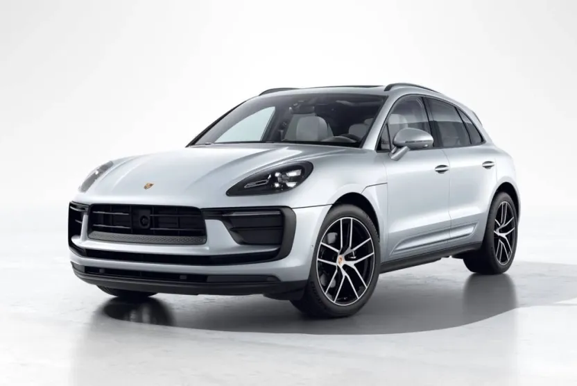 2026 Porsche Macan T photo 1