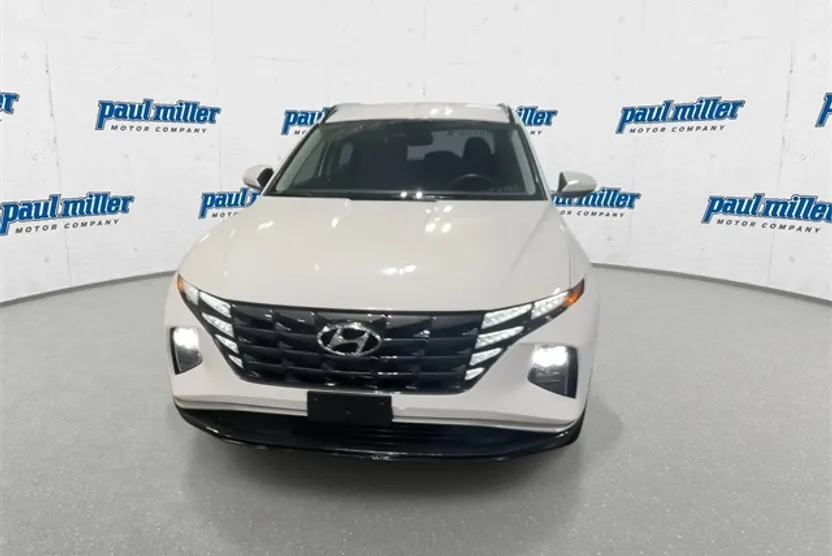 2024 Hyundai Tucson SEL photo 1