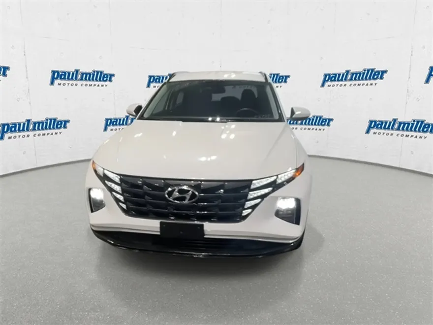 2024 Hyundai Tucson SEL photo 1
