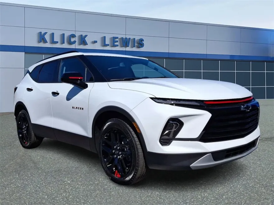 2025 Chevrolet Blazer 2LT photo 1