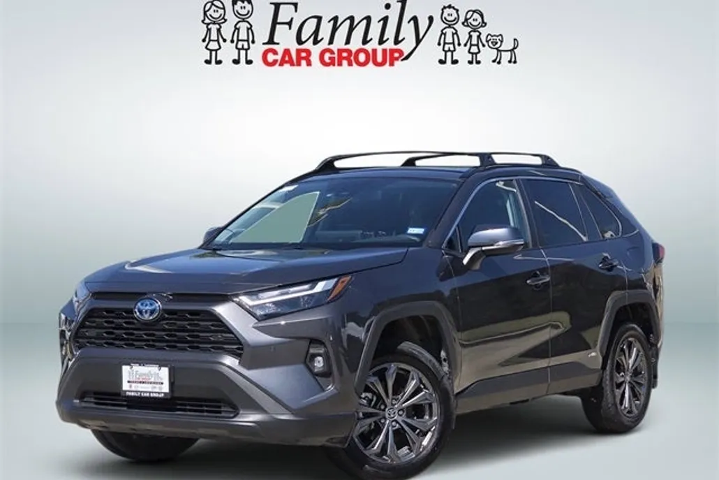 2024 Toyota RAV4 Hybrid XLE Premium photo 1