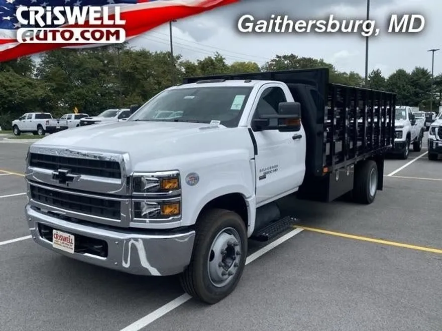 2024 Chevrolet Silverado 5500HD Work Truck photo 1