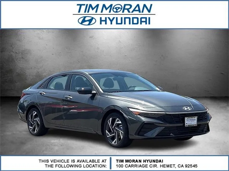 2025 Hyundai Elantra SEL Sport photo 1
