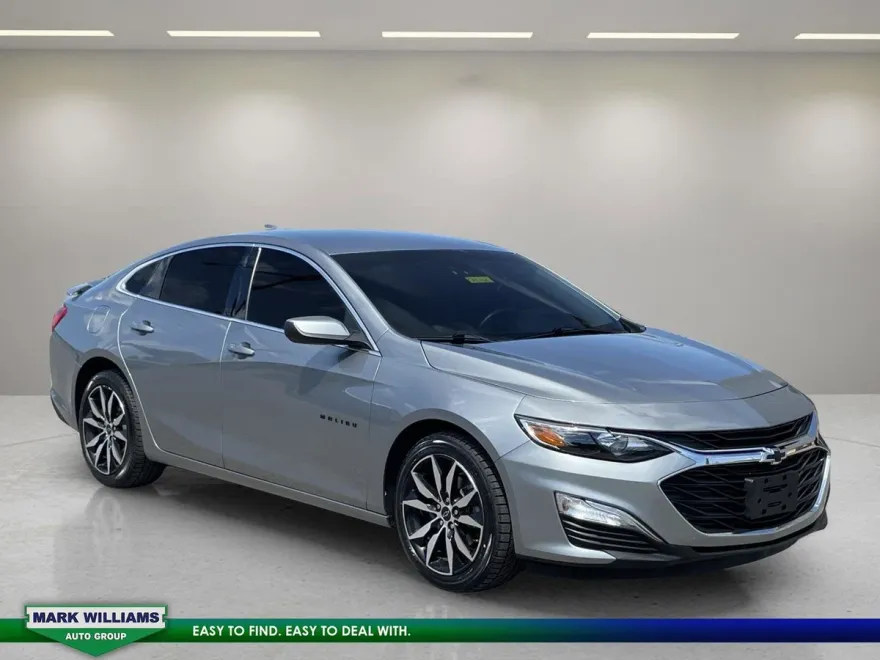 2024 Chevrolet Malibu RS photo 1