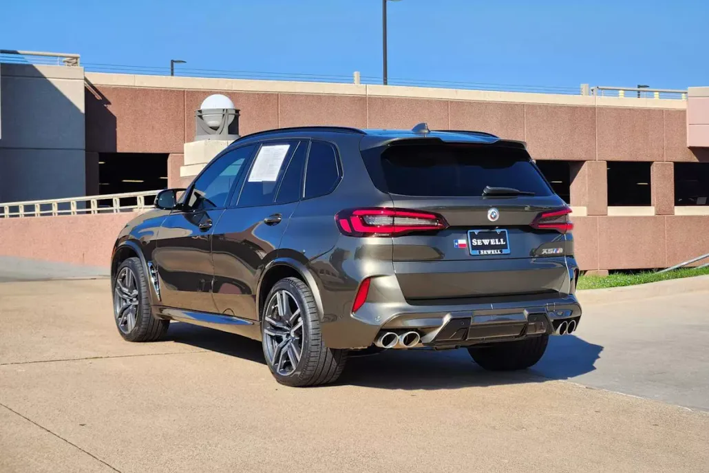 2022 Bmw X5 M photo 1
