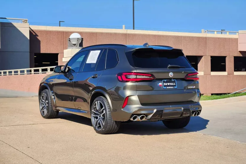 2022 Bmw X5 M photo 1