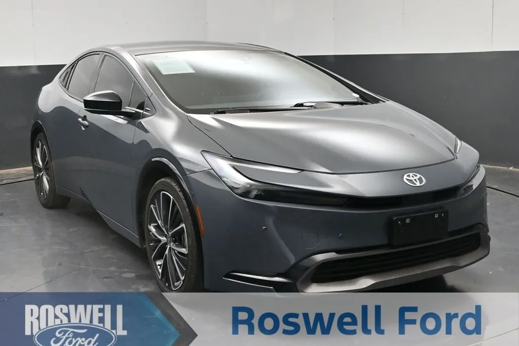 2023 Toyota Prius Limited photo 1
