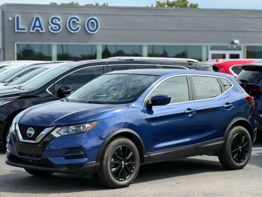 2021 Nissan Rogue Sport S photo 1