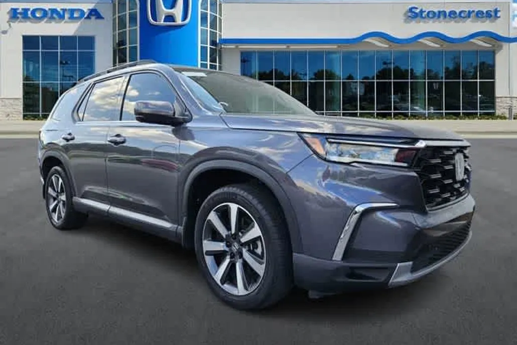 2024 Honda Pilot Touring photo 1