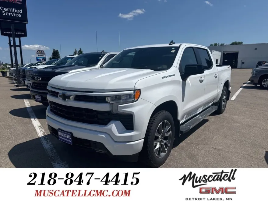 2024 Chevrolet Silverado 1500 RST photo 1