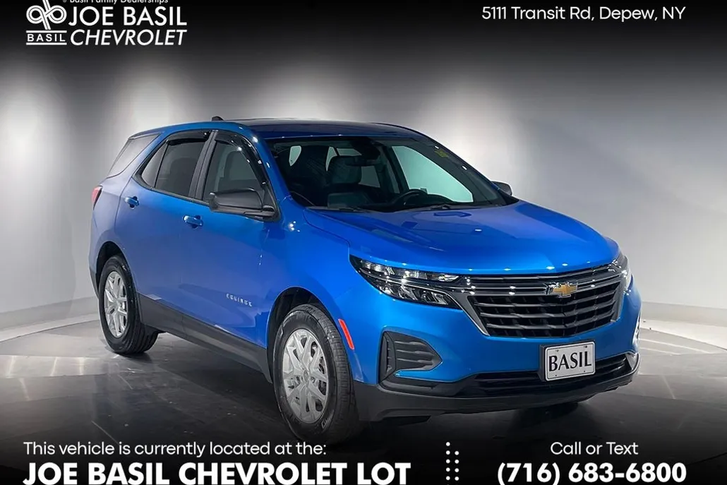 2024 Chevrolet Equinox LS photo 1