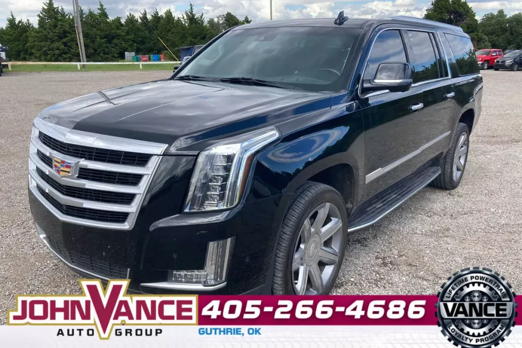 2019 Cadillac Escalade ESV Luxury photo 1