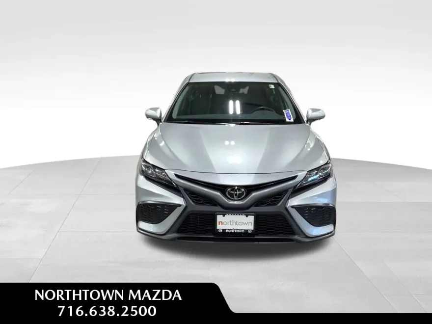 2023 Toyota Camry SE photo 1