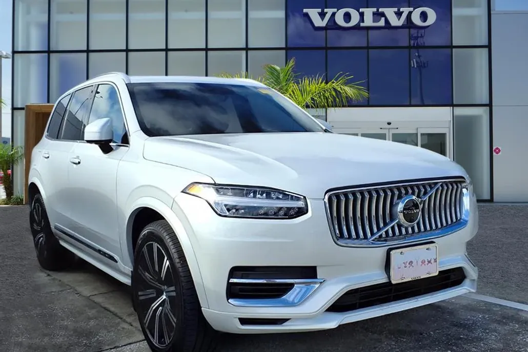 2022 Volvo XC90 Recharge T8 Inscription photo 1