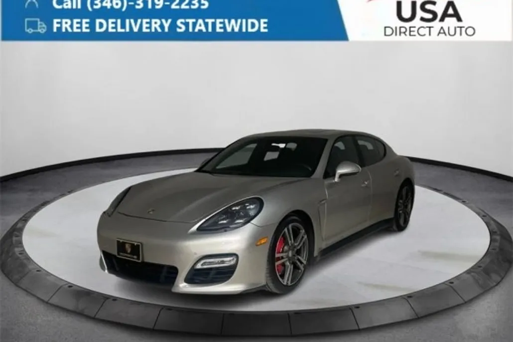 2013 Porsche Panamera GTS photo 1