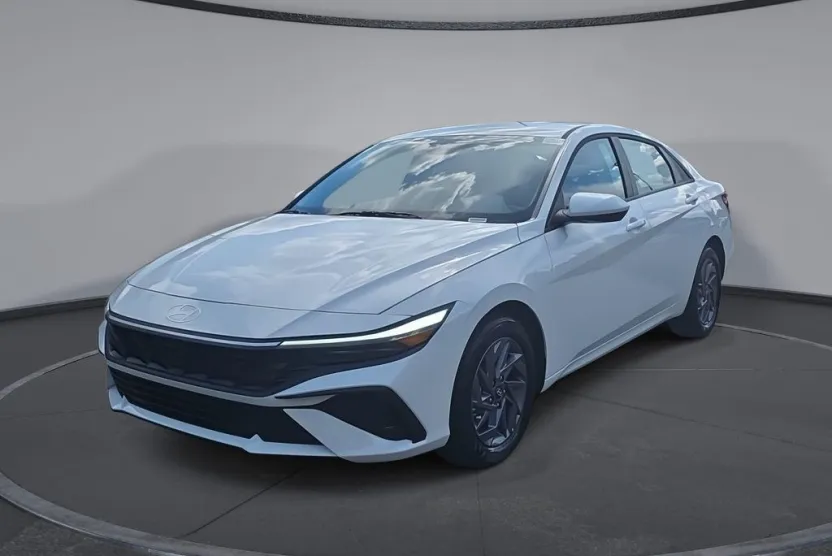 2025 Hyundai Elantra Hybrid Blue photo 1