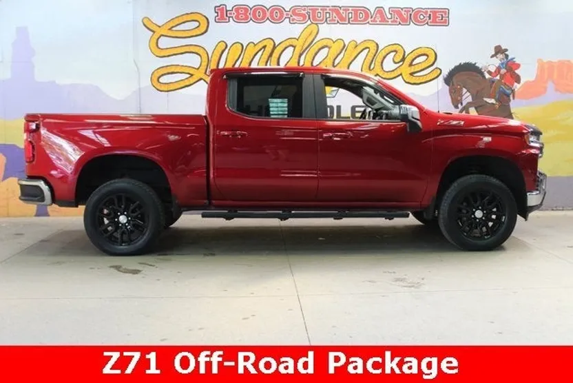 2021 Chevrolet Silverado 1500 LT photo 1