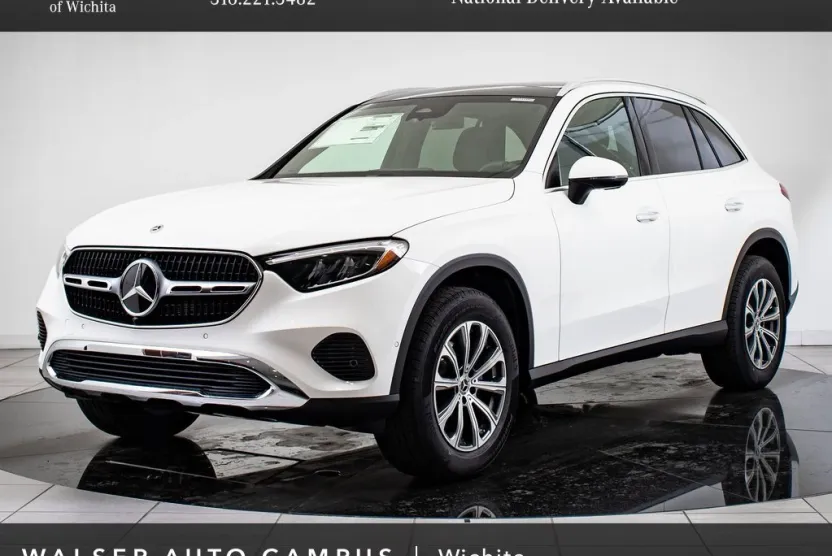 2025 Mercedes Benz GLC 300 4MATIC photo 1