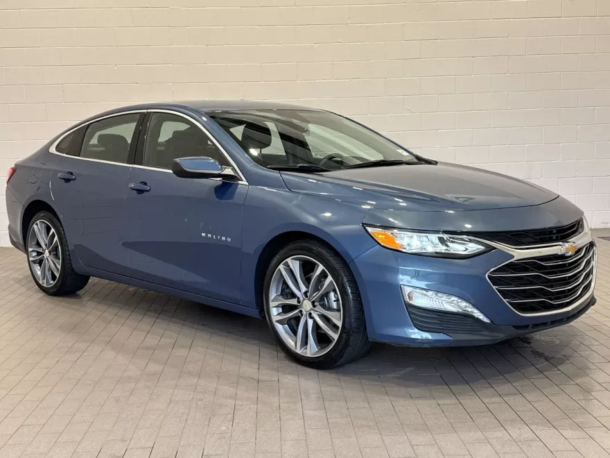 2024 Chevrolet Malibu Premier 2LT photo 1